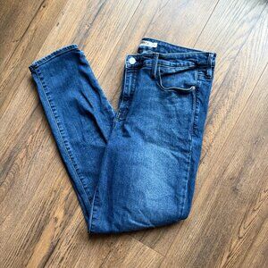 Athleta Straight Leg Jeans Size 12 Medium Wash